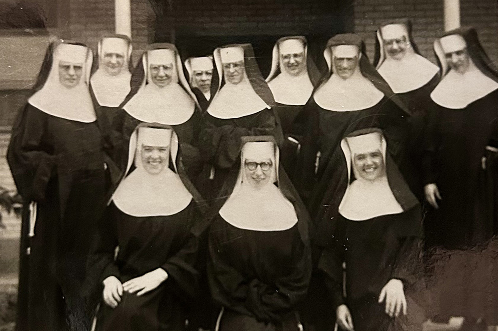 Sisters Group from 1949